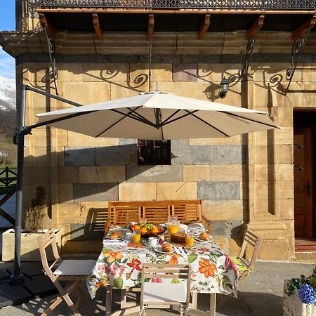 La Casona De Lombrana, En Polaciones Exterior foto